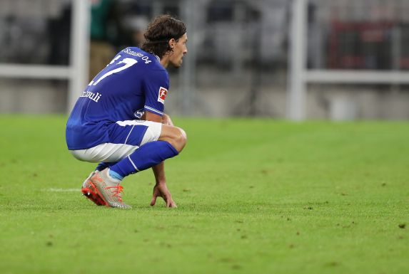 Benjamin Stambouli hat trotz der 0:8-Blamage des FC Schalke 04 Hoffnung auf Besserung.