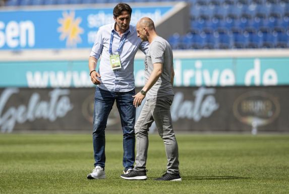 MSV-Sportdirektor Ivica Grlic (l.) mit Trainer Torsten Lieberknecht.