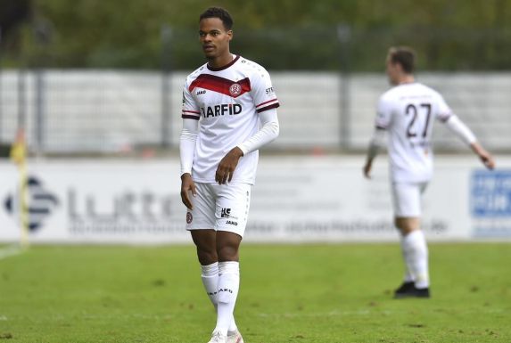Ayodele Adetula verlässt nach zwei Jahren den Regionalligisten Rot-Weiss Essen.