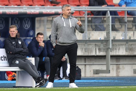 Thomas Reis, Trainer des VfL Bochum, kann in Würzburg aus dem Vollen schöpfen.