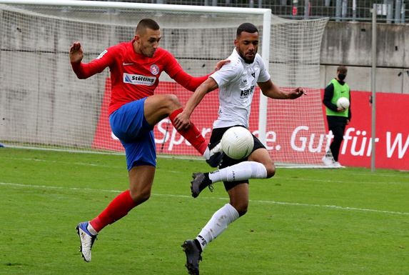 Yassin Ibrahim (rechts) im Spiel gegen den Wuppertaler SV.