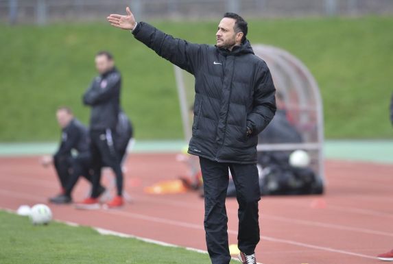 Cihan Tasdelen soll den FC Eintracht Rheine in der Oberliga Westfalen vor dem Abstieg bewahren.