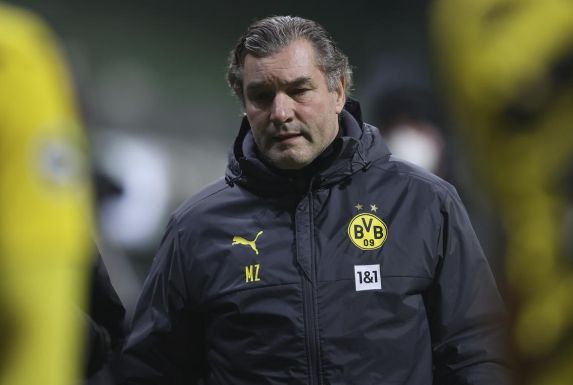Michael Zorc, Sportdirektor des BVB, ist mit den Leistungen der Mannschaft nicht zufrieden.