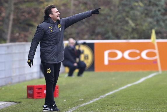 Dortmunds U23-Coach Enrico Maaßen kann bislang zufrieden sein.