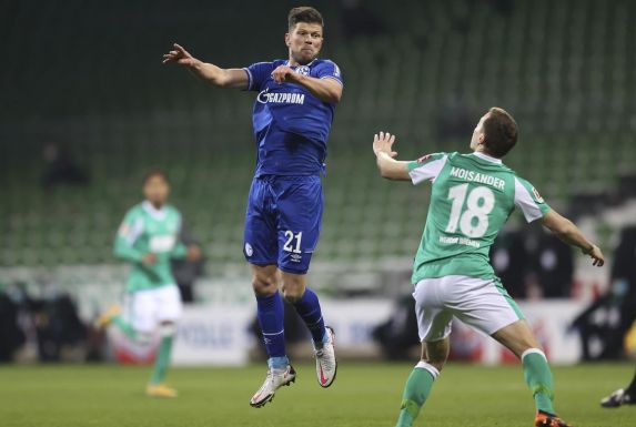 Klaas-Jan Huntelaar feierte in Bremen sein Comeback im Schalke-Trikot.