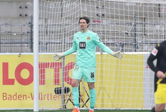 Marwin Hitz leistete sich beim 1:2 von Borussia Dortmund in Freiburg einen Patzer.