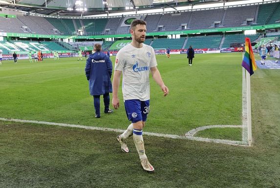 Skkodran Mustafi erlebte in Wolfsburg einen rabenschwarzen Tag.