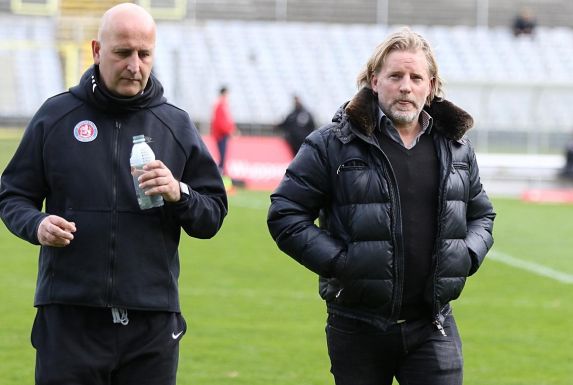 Wuppertals Trainer Björn Mehnert (li.) und Sportlicher Leiter Stephan Küsters.