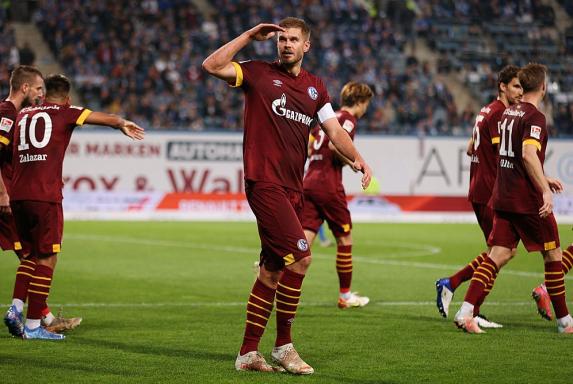 Schalke siegt in Rostock: Fans feiern Terodde und Aydin