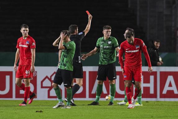 DFB-Pokal: Münster mit Liga-Laune nach Remberg-Rot