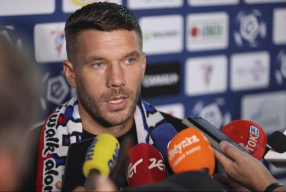 Ausland: Viel Kritik! So läuft es für Lukas Podolski in Polen