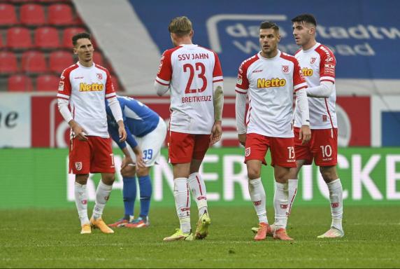 2. Liga: Regensburg verpasst Tabellenführung - Paderborn gewinnt