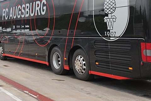 Auseinandersetzung mit Ordner: Augsburgs Busfahrer verletzt