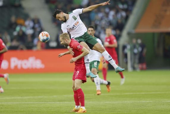 Gladbach schlägt Leipzig in Unterzahl, Leverkusen festigt Platz drei