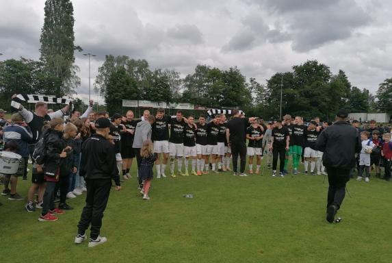 1. FC Bocholt steigt in die Regionalliga auf: „Ein unbeschreibliches Gefühl”