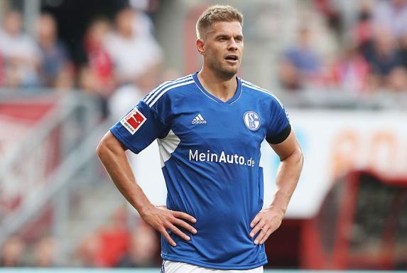 Schalke teurer als Bochum - die Trikotpreise der Revierklubs