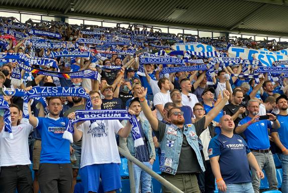 VfL Bochum: Fans tauchen Castroper Straße wieder in Blau-Weiß