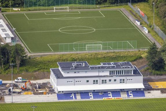 Oberliga Niederrhein: Neues Stadion, Tabellenführung - Feierstimmung in Rhynern