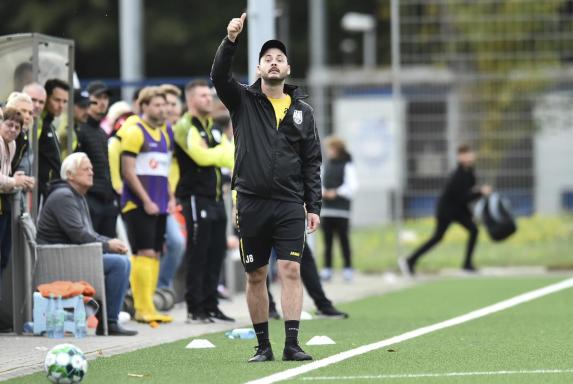 Gegen Uerdingen: So erlebte Hamborn-Trainer Berg den Derbysieg  und die Fankrawalle