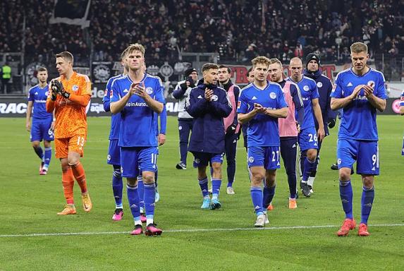 Schalke: Nach 0:3 in Frankfurt - S04 stellt unrühmlichen Bundesliga-Negativrekord auf