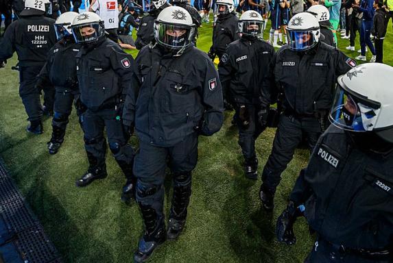 Schwerverletzter Polizist: 40.000 Euro Geldstrafe für Schalke 04 nach Krawall in Berlin