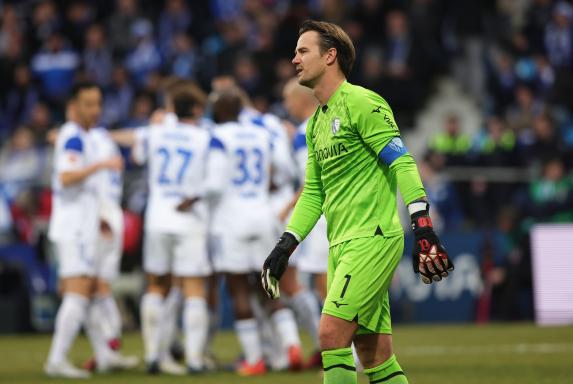 Bundesliga: Schalke gewinnt Derby - Bochum nach Riemann-Patzer Tabellenletzter