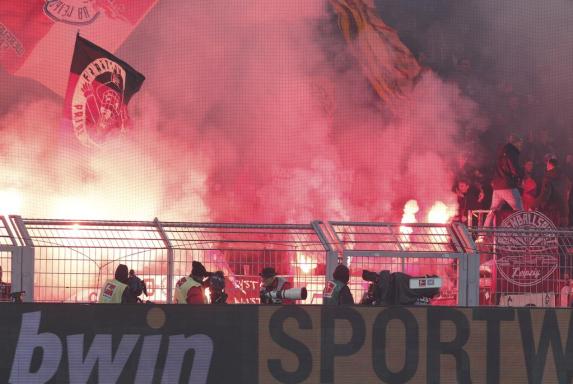 Gegen BVB: Zwei Verletzte bei Pyro-Aktion von Leipziger Fans