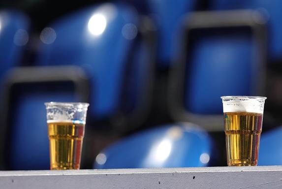 Schalke - BVB: Kein Alkohol-Verkauf beim Derby - Schalke übt Kritik