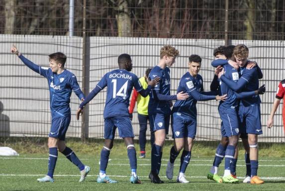 U19-Sonderspielrunde: VfL Bochum und MSV Duisburg mit klaren Auftaktsiegen, RWE verliert