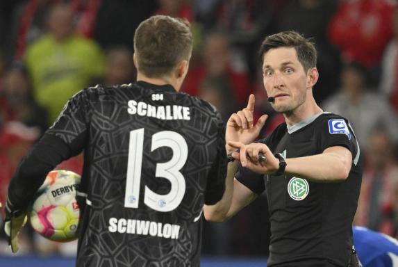 Bundesliga: Das sagt der Schiedsrichter zum Streit um Schalke-Elfmeter