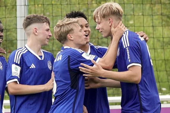 U17-Bundesliga West: Schalke souverän, Bochum ärgert Leverkusen, Duisburg punktet torreich