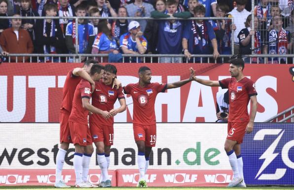 2. Bundesliga: Hertha schickt Schalke auf Platz 16, Düsseldorf bleibt Erster