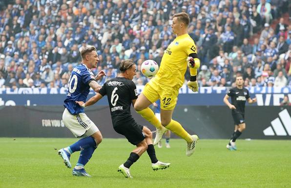 Schalke: Mit dem Start ist noch keiner aufgestiegen, Polter bedient