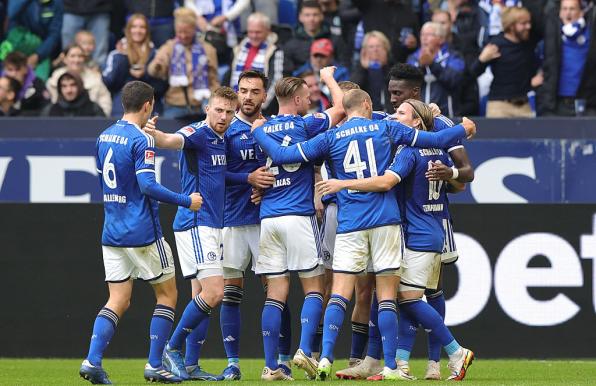 Schalke: Aufatmen! 3:2-Sieg gegen Spitzenmannschaft aus Hannover