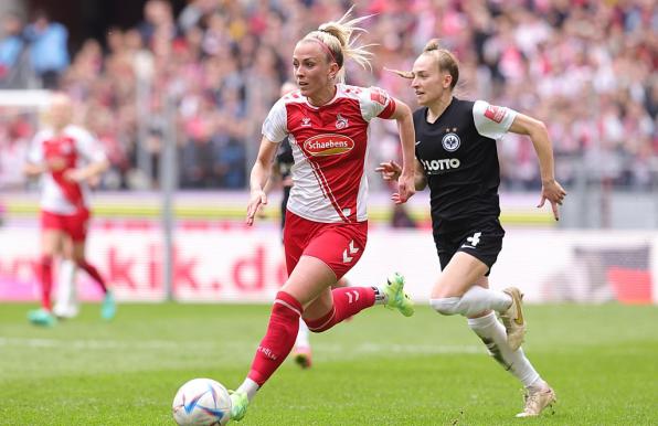 Mandy Islacker, hier noch für den 1. FC Köln am Ball, erzielte in dieser Saison 58 Tore für die Frauen des FC Viktoria Köln.