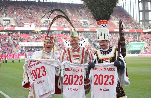 Karneval und der 1. FC Köln gehören zusammen. 