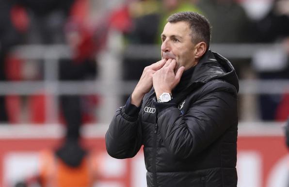 Der FC Ingolstadt um Trainer Michael Köllner erlitt gegen den SC Freiburg II einen Rückschlag. 