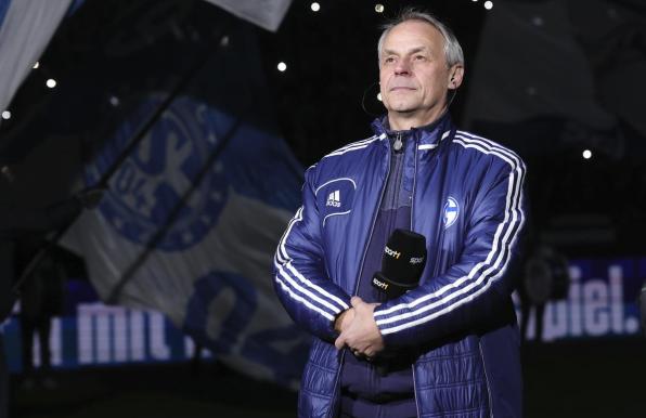 Olaf Thon hat den FC Schalke 04 kritisiert.