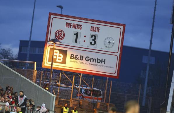Die Spielvereinigung Unterhaching gewann mit 3:1 bei Rot-Weiss Essen.