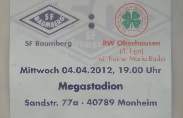 2012 fand das Baumberg-Heimspiel gegen RWO noch im Mega-Stadion statt.
