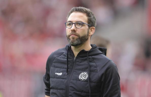 Boris Schommers steht beim MSV Duisburg als Trainer vor dem Aus.