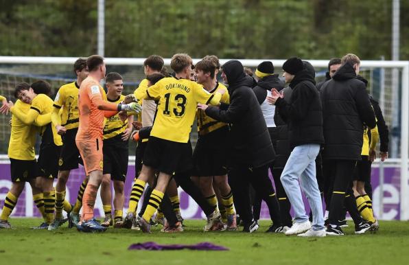 Derbysieger: Die U17 von Borussia Dortmund.