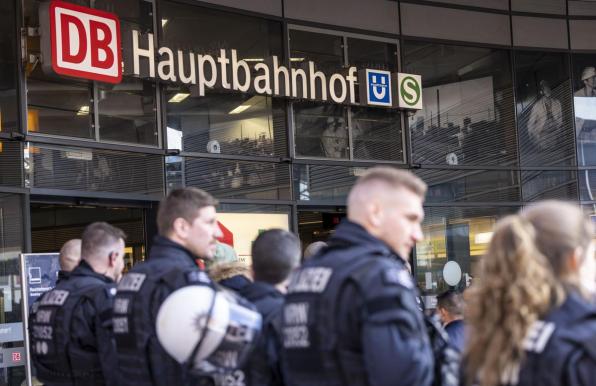 Polizfi am Gelsenkirchener Hauptbahnhof (Symbolfoto).