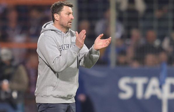 Heiko Butscher, Trainer des VfL Bochum, muss bei Union Berlin ohne seinen Kapitän antreten.
