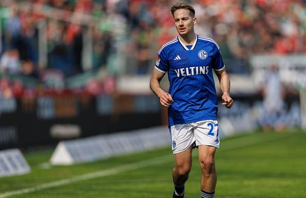 Cedric Brunner wird Schalke im Sommer verlassen.