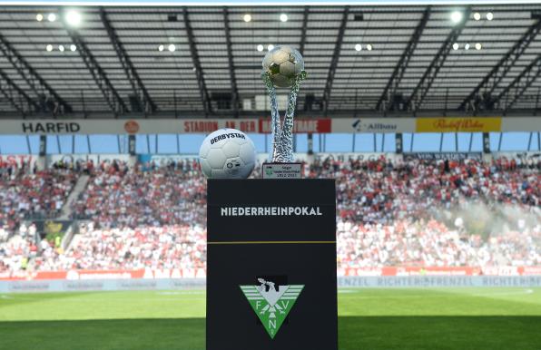 Um das Teil geht es zwischen RWE und RWO: Den Niederrheinpokal-Sieg 2024.