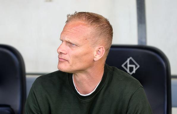 Karel Geraerts nimmt mit Schalke 04 an einem Vorbereitungsturnier des SV Meppen teil. 