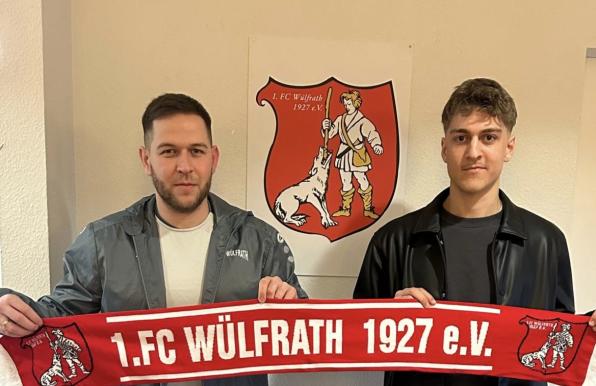 Luke Jahnke (rechts) wechselt zum 1. FC Wülfrath.