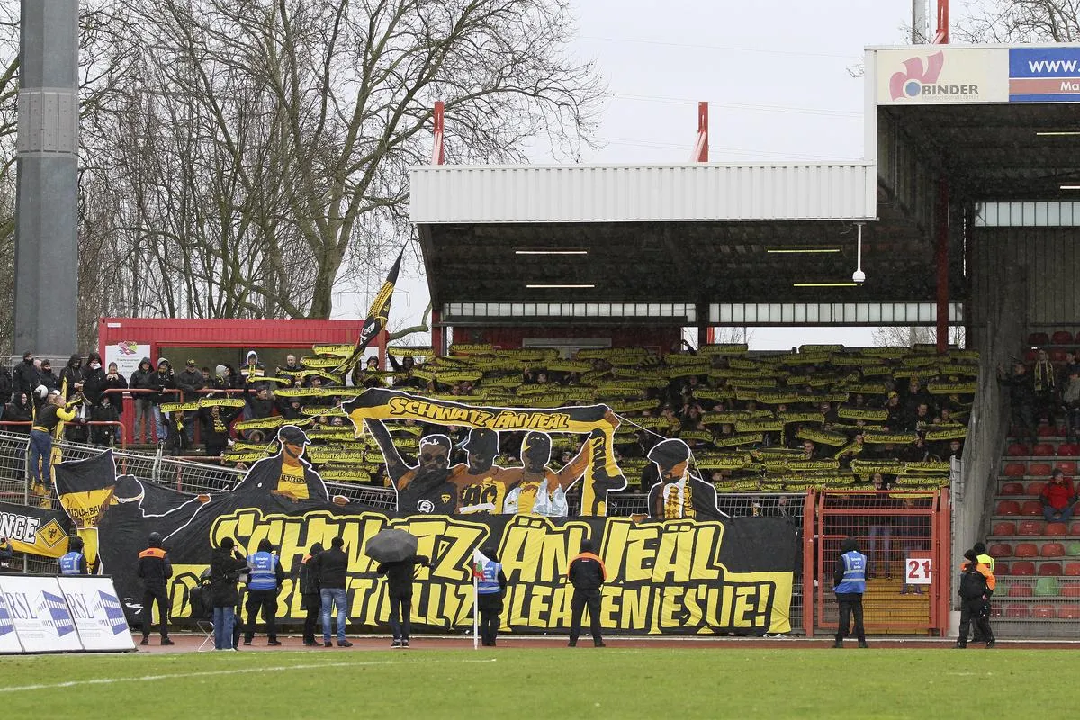 Alemannia Aachen Ultras kehren gegen RWE ins Stadion zurück RevierSport